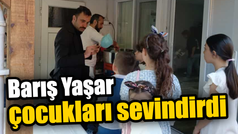 Kandıra Döngelli Köyü Muhtarı Barış Yaşar, Ramazan Bayramı’nda Çocukları Sevindirdi
