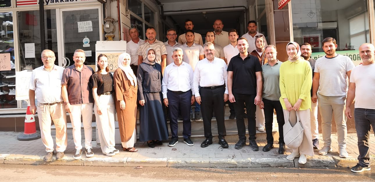 Veysel Tipioğlu Kandıra’da Esnaf ve Vatandaşlarla Buluştu