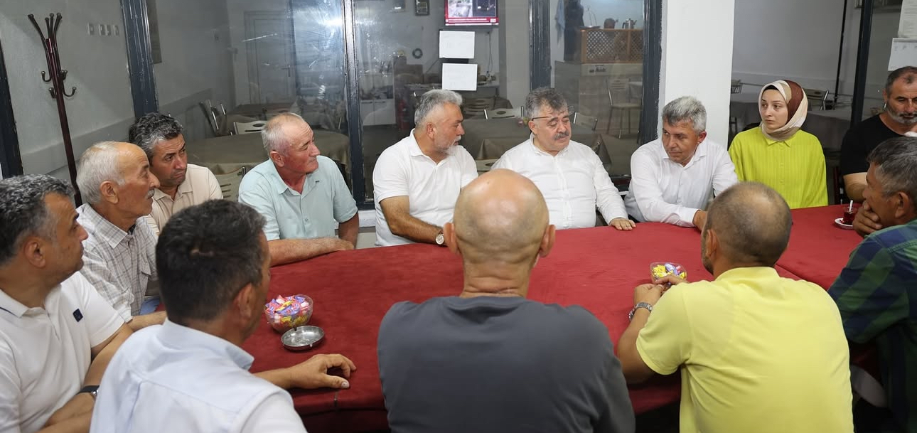 Veysel Tipioğlu Kandıra’da Esnaf ve Vatandaşlarla Buluştu