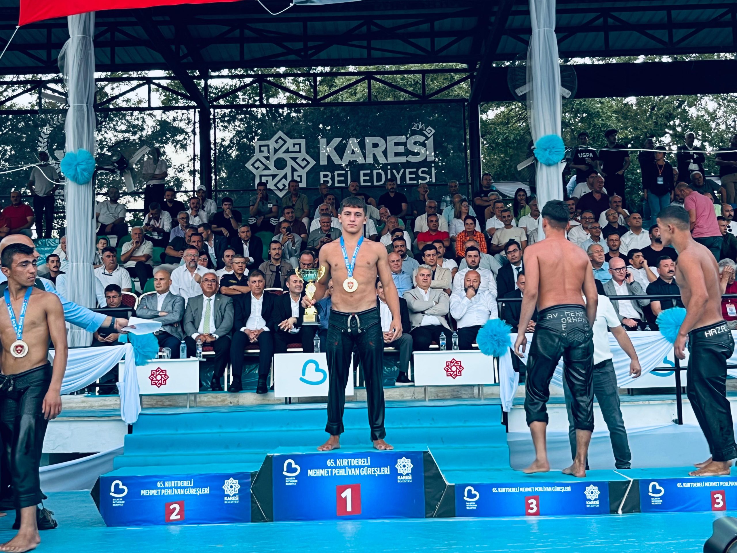 Kurtdereli Güreşleri’nde Tozkoparan Boyda Şampiyon Salih Yıldız