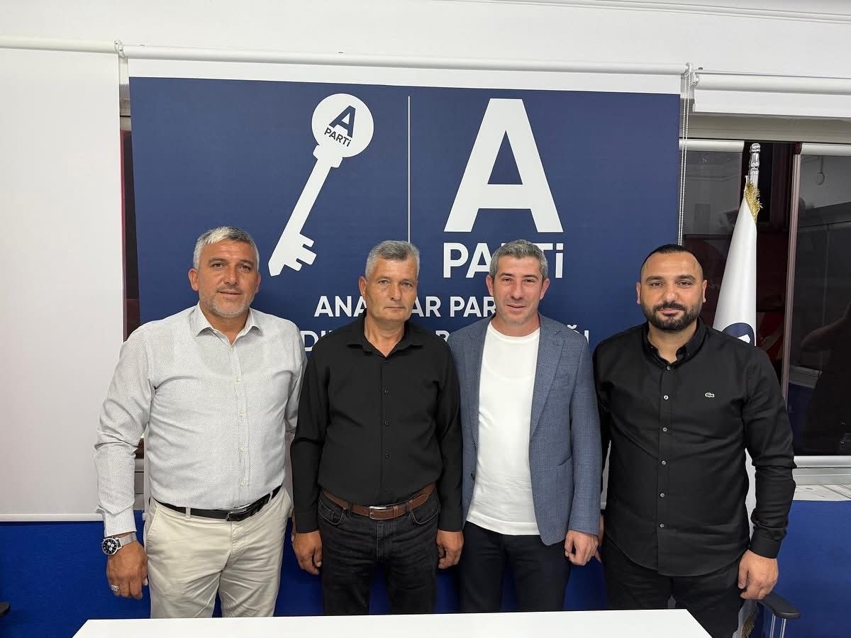 Anahtar Parti Kandıra İlçe Başkanlığı’nda atama töreni