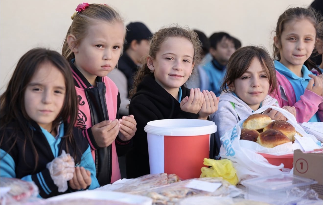 Kandıra Eğercili Namık Kemal İlkokulu’ndan Filistin’e Destek Kermesi