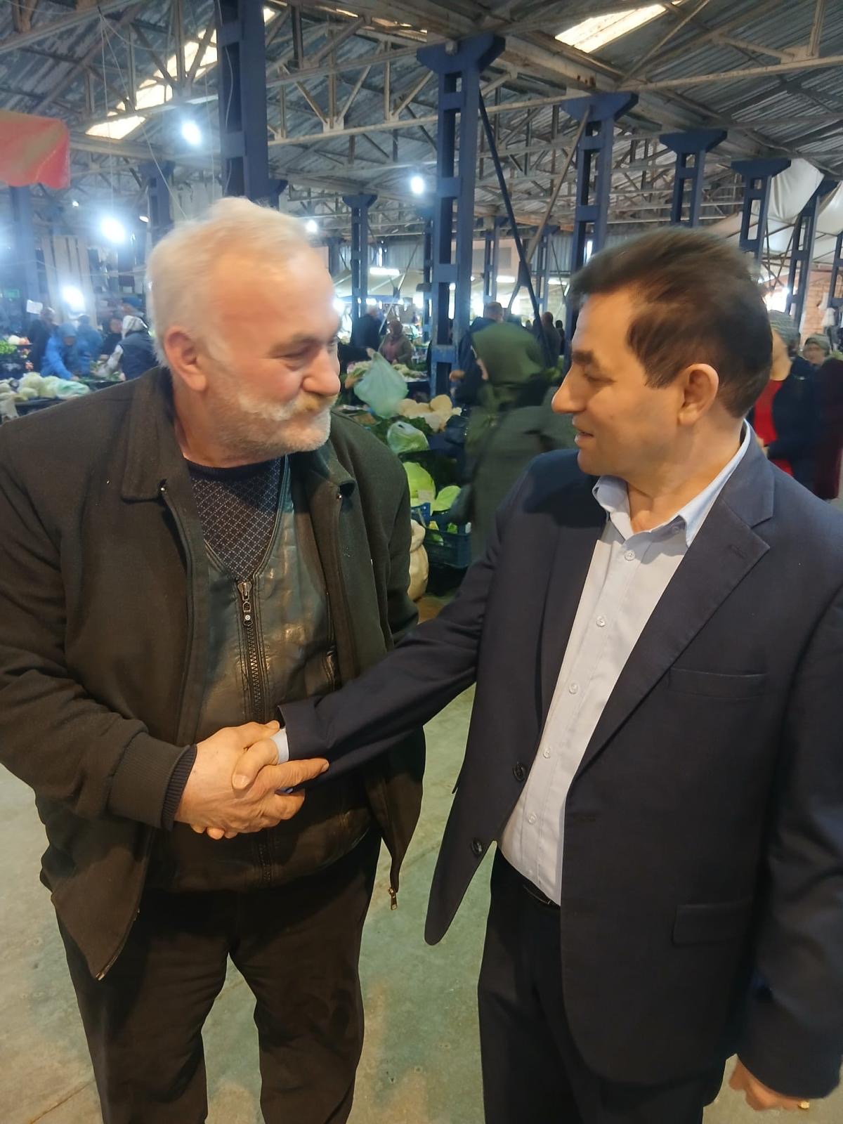 Yayla Kaba, Kandıra Çarşamba Pazarı’nda Esnafla Bir Araya Geldi