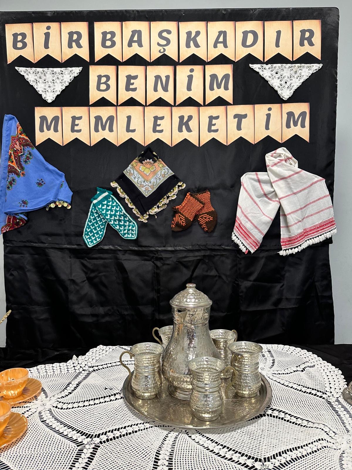 Zafer İlkokulu Özel Eğitim Sınıfı öğrencilerinin Türk Malları Haftası etkinliğinden görüntü