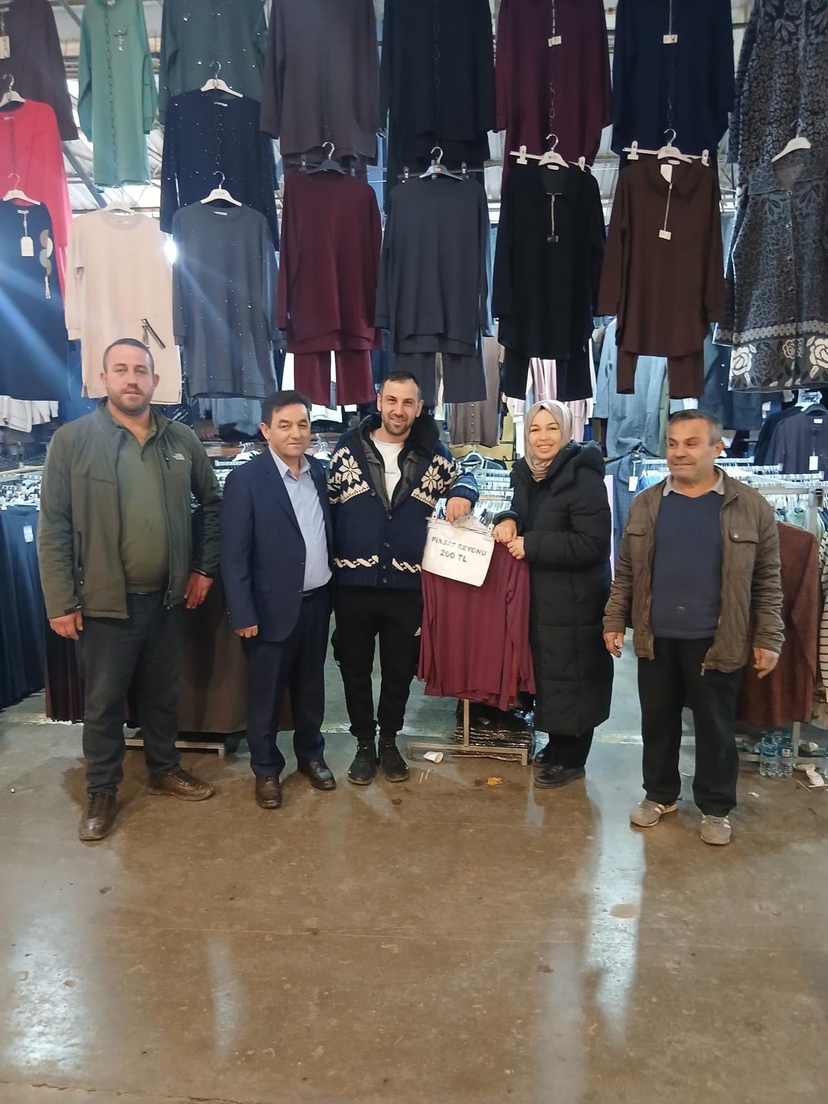 Yayla Kaba, Kandıra Çarşamba Pazarı’nda Esnafla Bir Araya Geldi