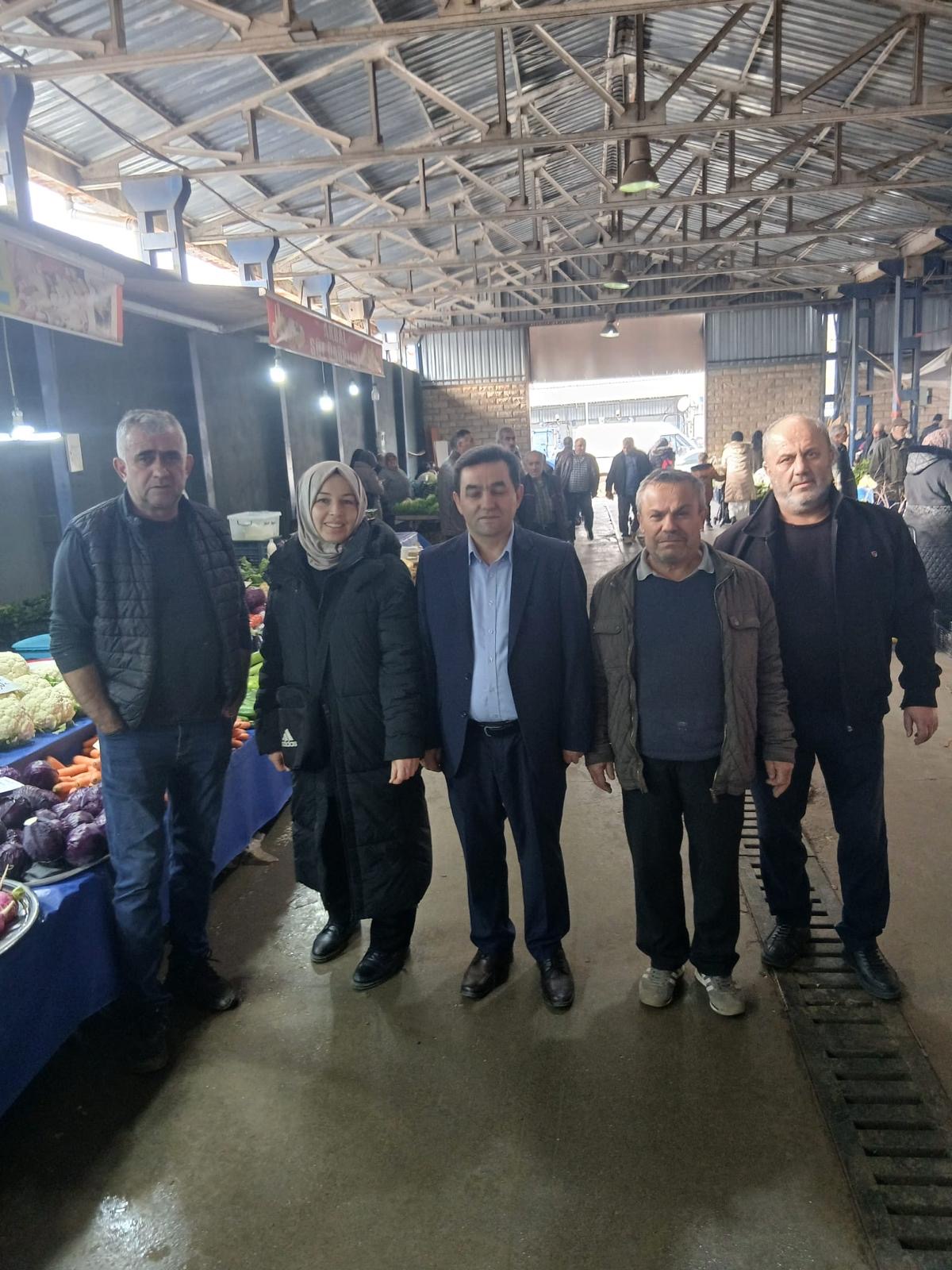 Yayla Kaba, Kandıra Çarşamba Pazarı’nda Esnafla Bir Araya Geldi