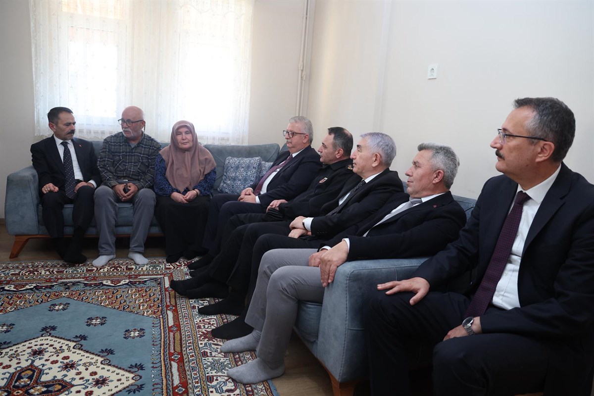 Vali Aktaş’tan Kandıra’da Şehit Yakını, Gazi ve Engelli Ailelere Anlamlı Ziyaret