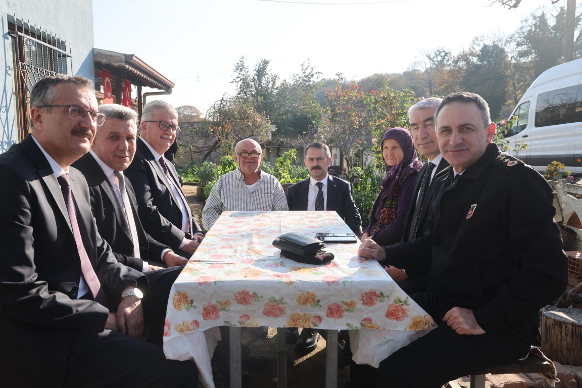 Vali Aktaş’tan Kandıra’da Şehit Yakını, Gazi ve Engelli Ailelere Anlamlı Ziyaret