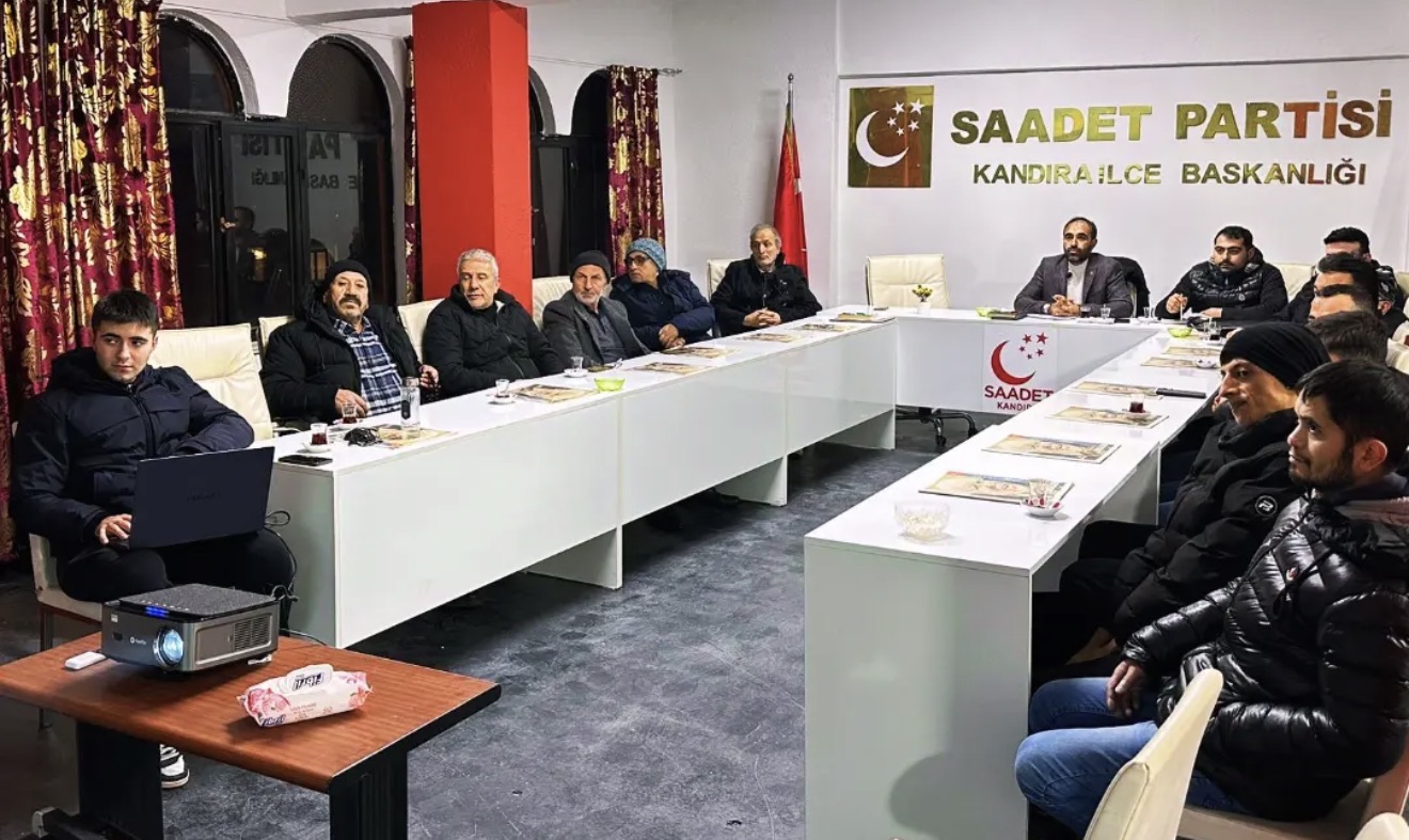 Saadet Partisi Kandıra İlçe Teşkilatı, haftalık olağan toplantısını İlçe Başkanı