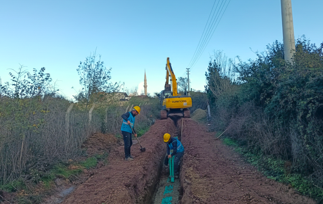 İSU’dan Kandıra’ya Dev Altyapı Hamlesi: Mahalle Mahalle Çalışma Başladı Kocaeli Büyükşehir Belediyesi İSU Genel Müdürlüğü, kent genelinde sürdürdüğü altyapı
