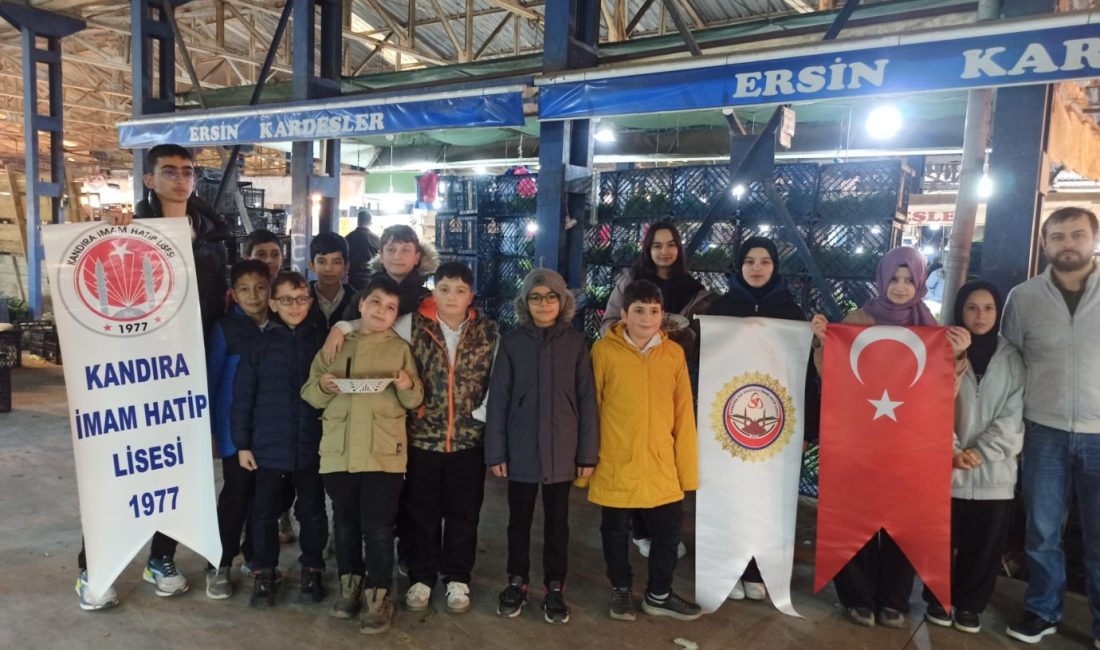 Kandıra İmam Hatip öğrencileri, öğretmenleri eşliğinde Ramazan arefesinde anlamlı bir