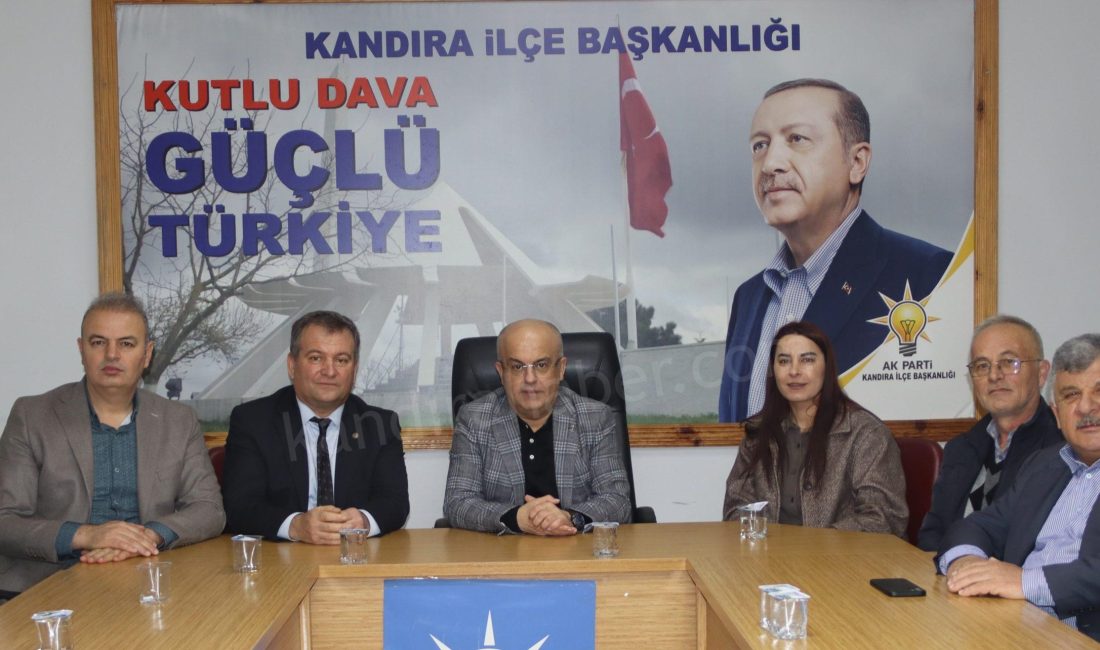 AK Parti Kandıra İlçe Başkanı Sertan Kulaç, göreve başlamasının ardından