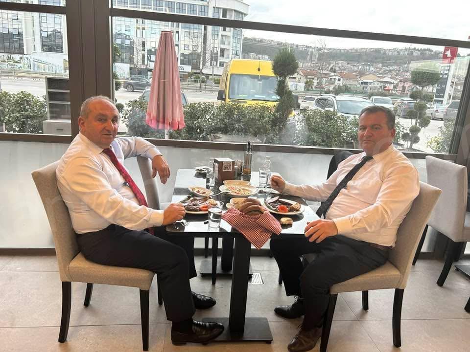 Türkiye Muhtarlar Derneği Kandıra Şube Başkanı Adnan Kaçan ve Kandıra