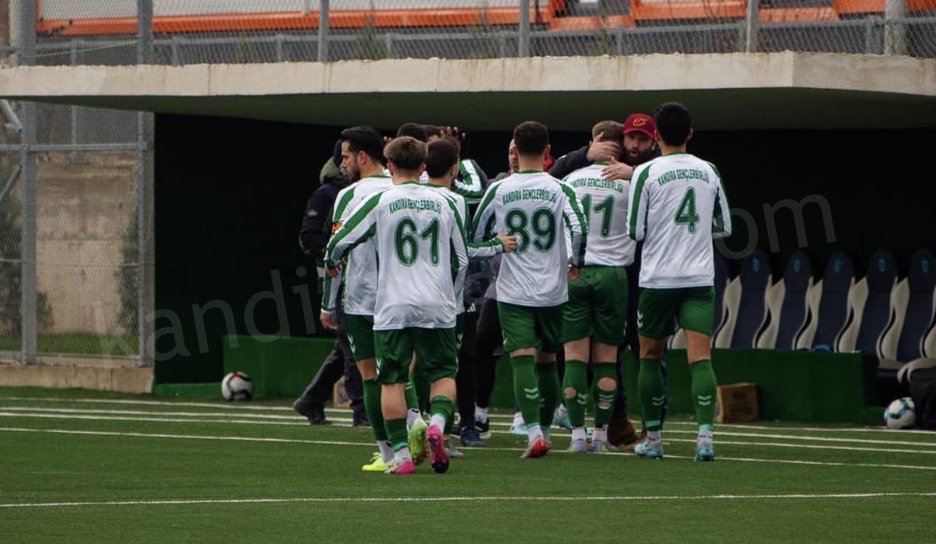 Süper Amatör Play-Off Ligi ilk hafta mücadelesinde temsilcimiz Kandıra Gençlerbirliği,