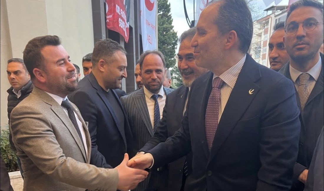 YRP Kandıra İlçe Başkanı Levent Gödek, Erbakan ile Bir Araya Geldi Yeniden Refah Partisi Kocaeli İl Başkanlığı tarafından düzenlenen geleneksel iftar