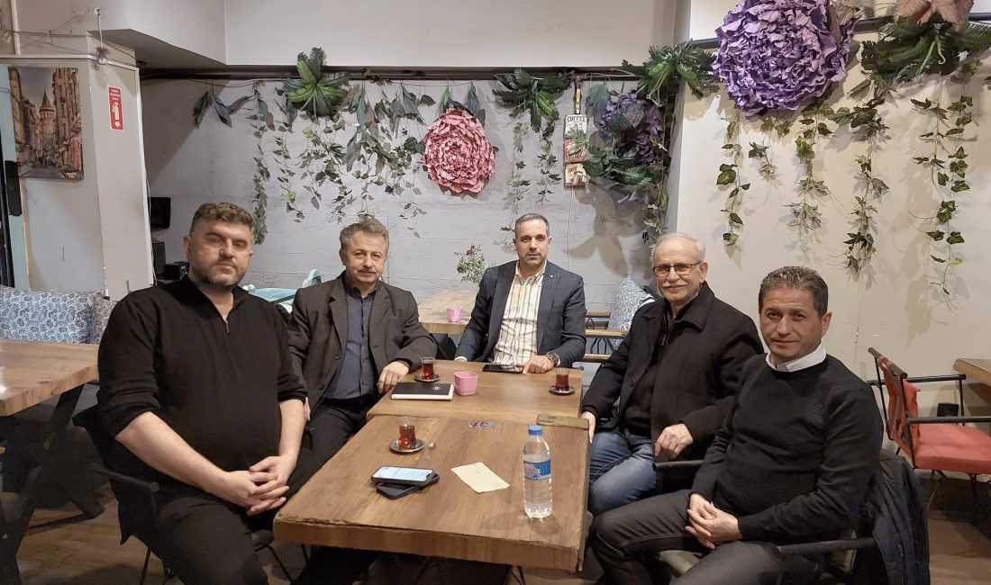 Kocaeli Kandıralılar Derneği, Şubat ayı yönetim kurulu toplantısında bir araya