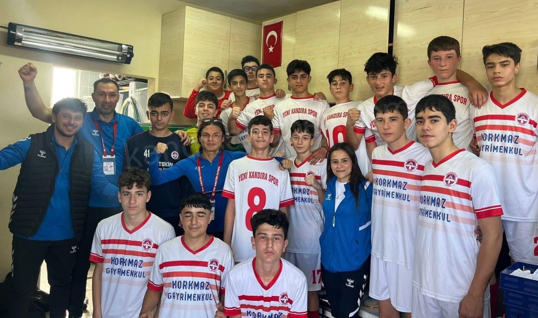 Kandıraspor U15’ten Alkışlanacak Hareket: Şampiyon Rakibe Büyük Jest Kocaeli U15 Ligi’nde mücadele eden Kandıraspor, ligin son haftasında karşılaştığı