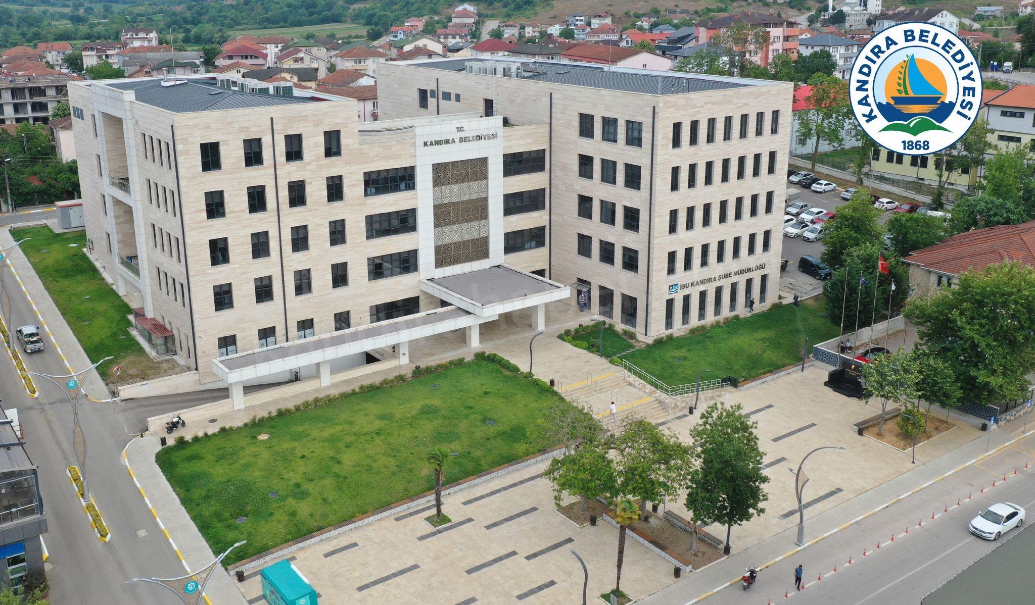 Kandıra Belediyesi, Ramazan Bayramı öncesinde çalışanlarının yüzünü güldürdü. Belediye Başkanı