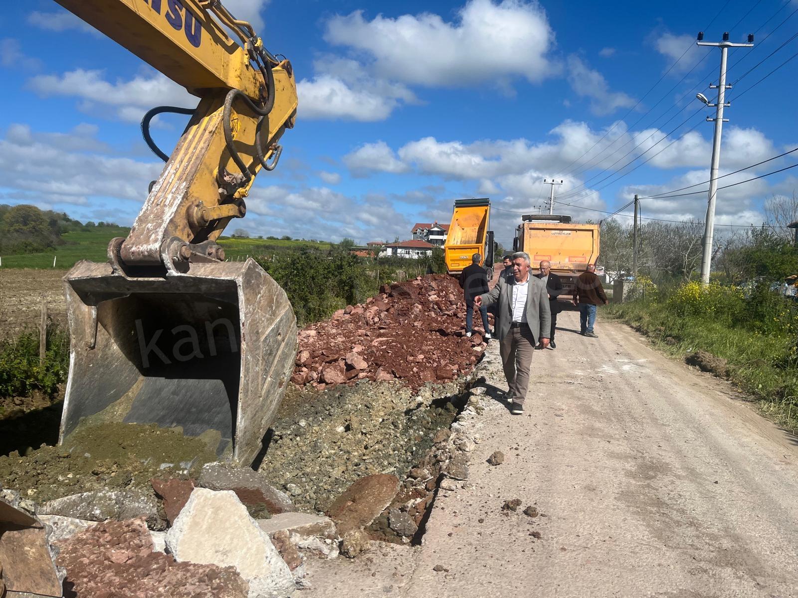 Başkan Erol Ölmez ve Sertan Kulaç Kefken Koçun Köyü Yolundaki Çalışmaları İnceledi
