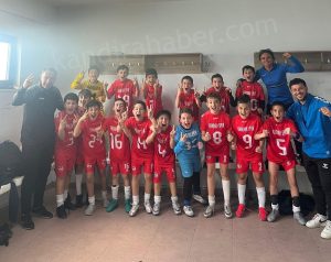 2015-2016 doğumlu yetenekli sporcuların forma giydiği Kandıra Spor U11 takımı,