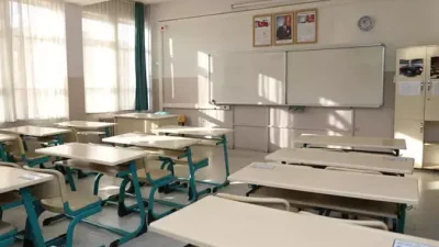 Eğitim camiası, okullarda giderek artan "öğretmene şiddet" olaylarına karşı benzeri