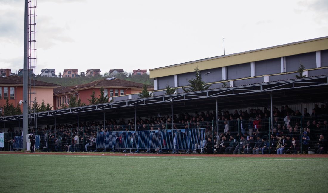 Kandıra Gençlerbirliği ile Derincespor arasında