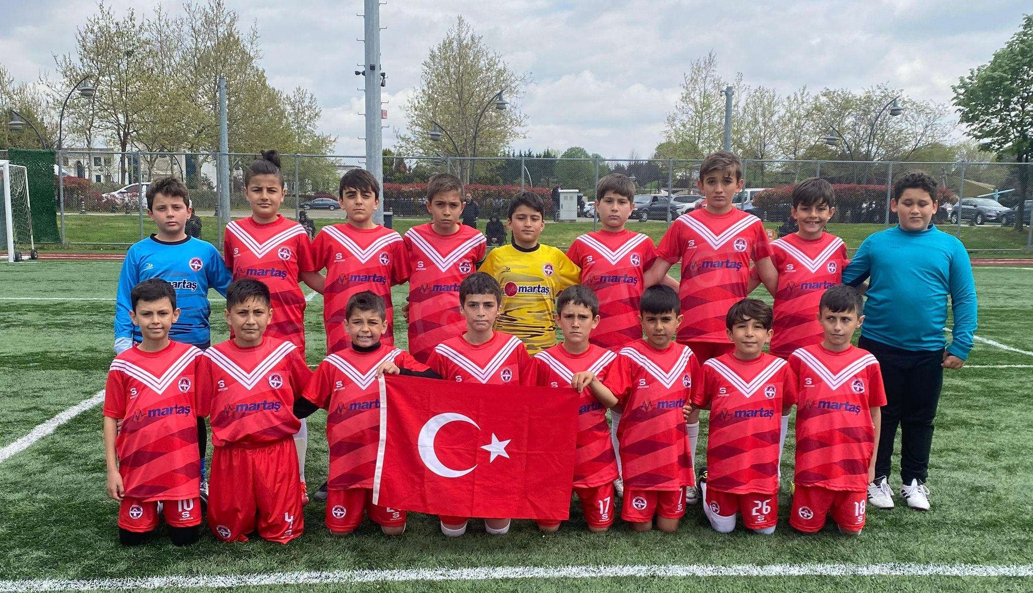 Kandıraspor U11 Takımı Zirve Mücadelesi İçin Sahaya Çıkıyor