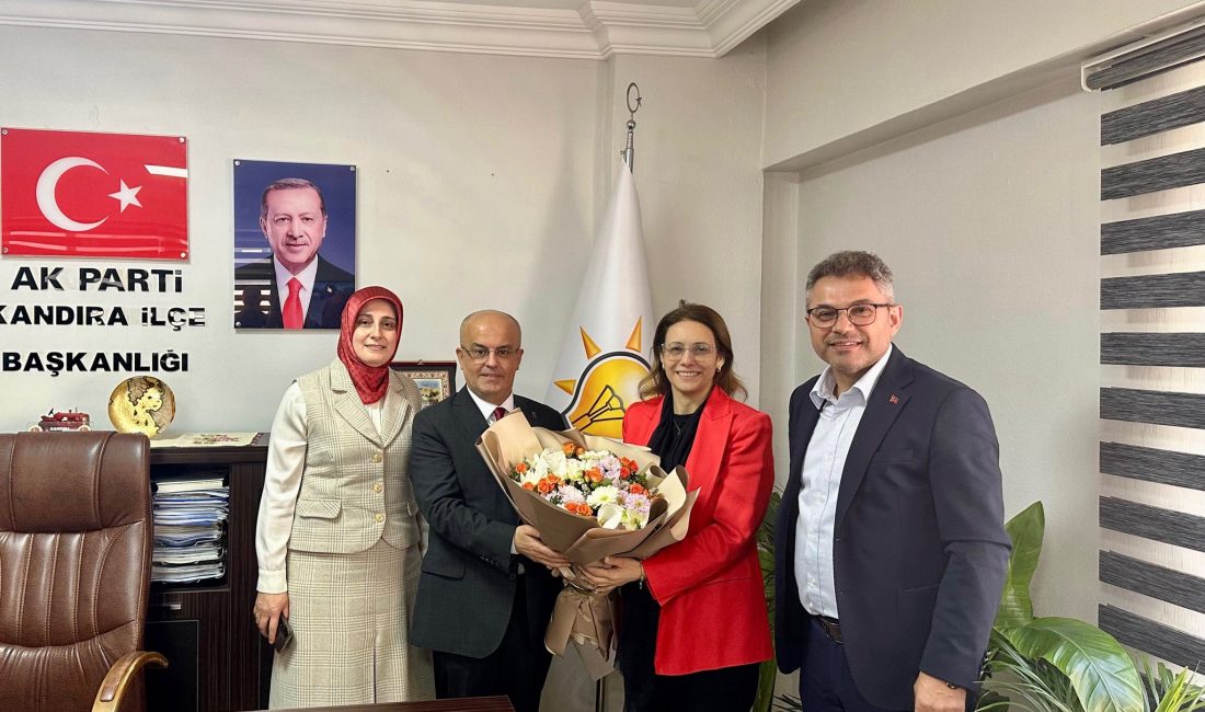 Kocaeli Büyükşehir Belediye Başkan Vekili Berna Abiş, AK Parti Kandıra