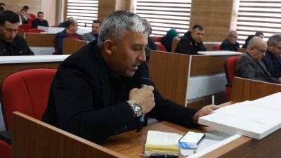 Kandıra Belediye Meclisi’nde Hareketli Saatler: Hakan Akbaş İlçedeki Sorunları Anlattı. Anahtar Parti Kandıra İlçe Başkanı ve Belediye Meclis Üyesi Hakan