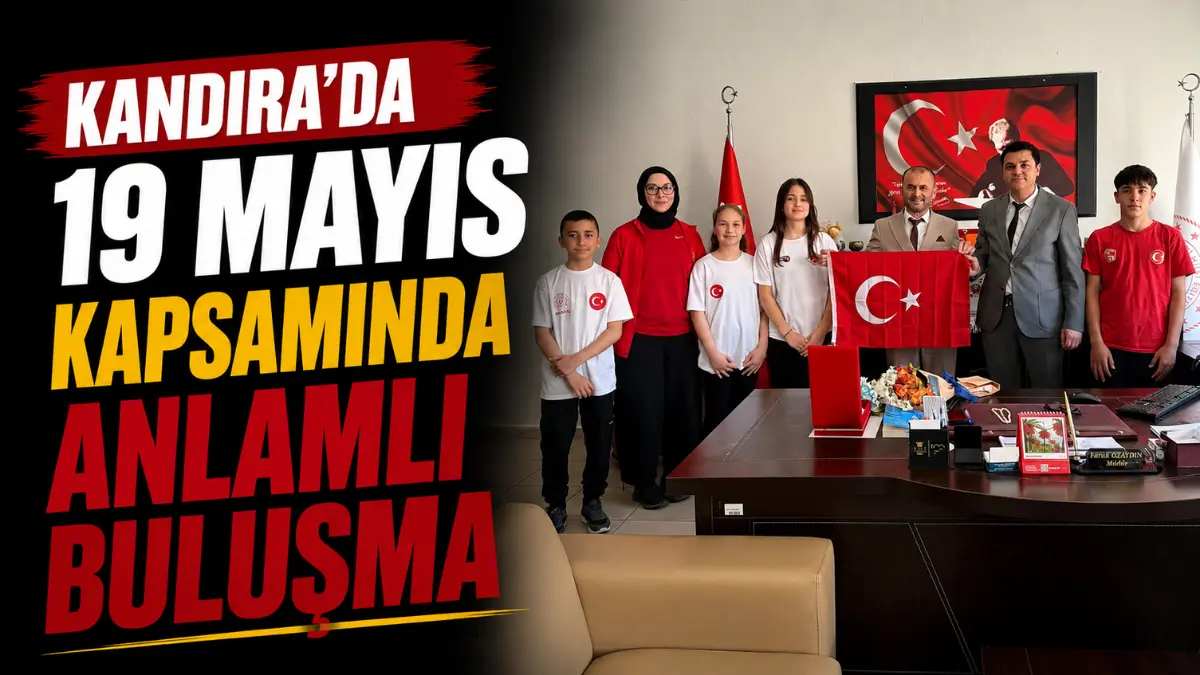 Kandıra Gençlik ve Spor İlçe Müdürü Ercan Güneş, beraberindeki sporcu