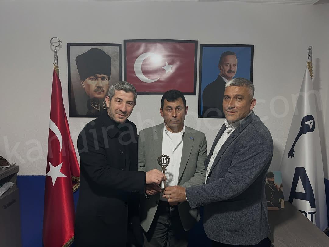 Mustafa Özdemir Anahtar Parti'nin Kefken ve Cebeci Koordinatörlüğüne Getirildi