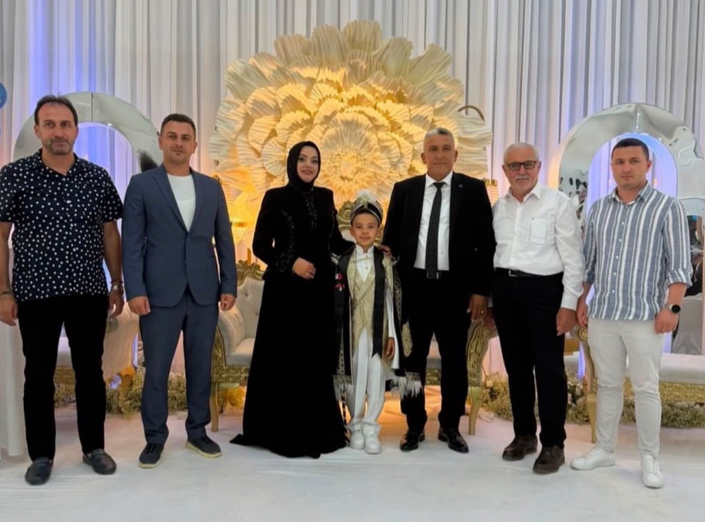 Hamza Ercan Akbaş Erkekliğe İlk Adımını Attı detay fotoğrafı