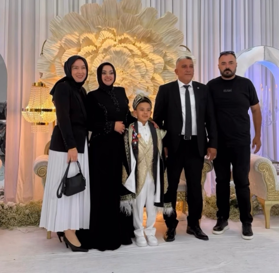 Hamza Ercan Akbaş Erkekliğe İlk Adımını Attı detay fotoğrafı
