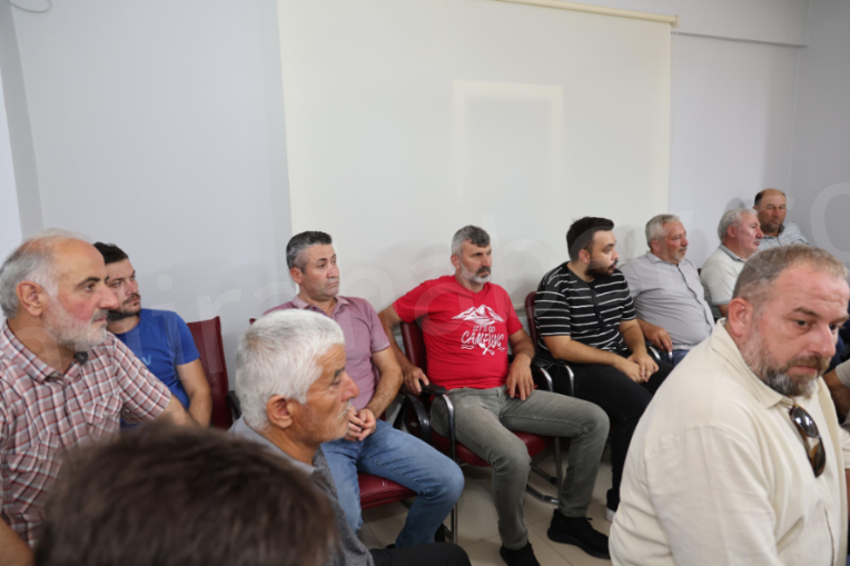AK Parti Kandıra'da 120. Daraltılmış İlçe Danışma Meclisi Toplantısı Gerçekleştirildi