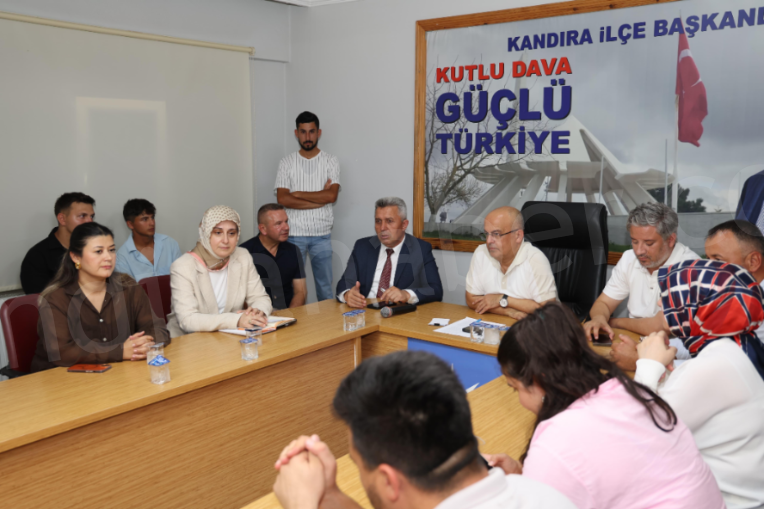 AK Parti Kandıra'da 120. Daraltılmış İlçe Danışma Meclisi Toplantısı Gerçekleştirildi detay fotoğrafı