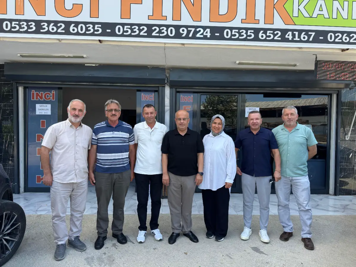 AK Parti Kandıra İlçe Başkanı Sertan Kulaç'tan İş Dünyasına Ziyaret