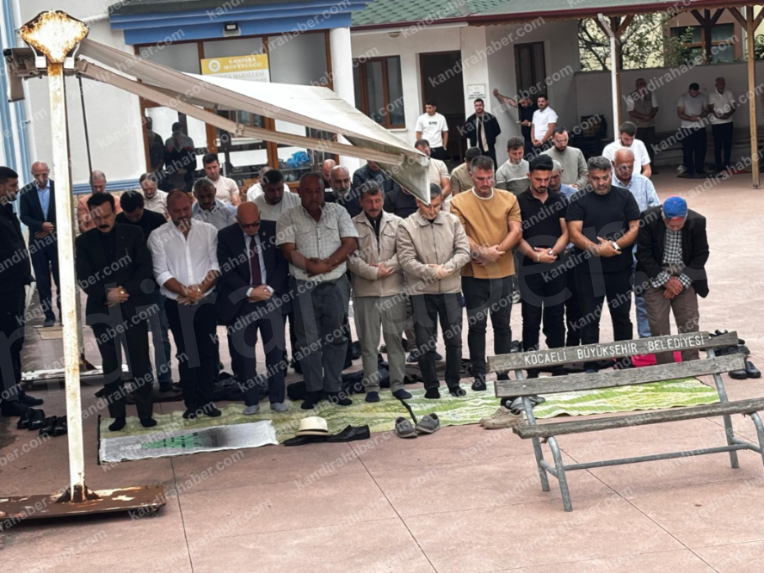 Mehmet Buruş Dualarla Son Yolculuğuna Uğurlandı