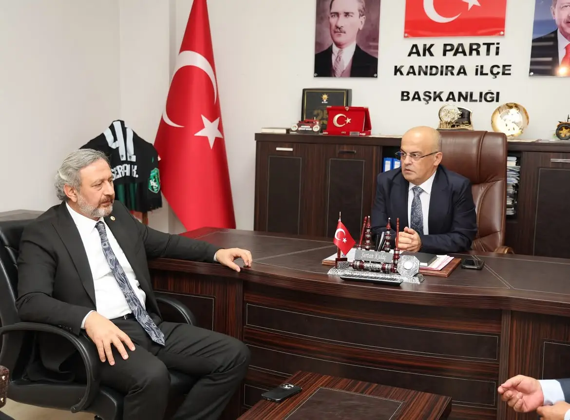 Mehmet Akif Yılmaz Kandıra’da Esnafla Buluştu! İlçe Teşkilatında Toplantı Yapıldı