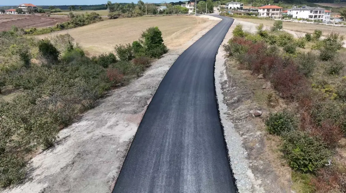 Kandıra’da Potlar Yolu Yenilendi! Kefken ve Cebeci Ulaşımı Rahatlayacak