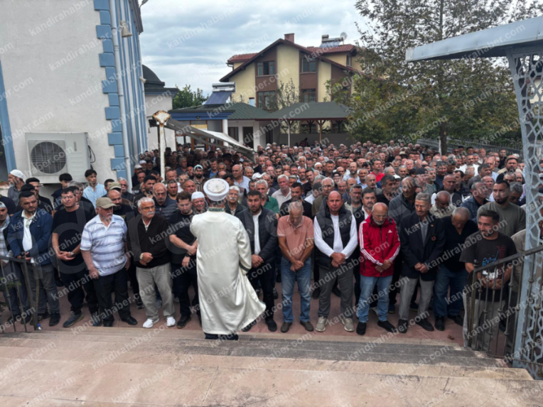 Mehmet Buruş Dualarla Son Yolculuğuna Uğurlandı
