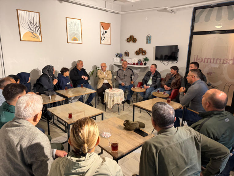 AK Parti Kandıra İlçe Başkanı Sertan Kulaç Vatandaşlarla Bir Araya Geldi