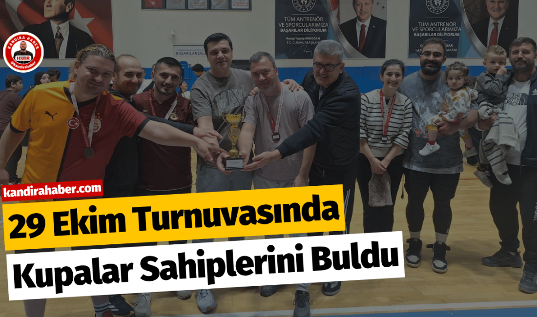 Kandıra’da 29 Ekim Voleybol Turnuvasında Şampiyon Gençlik ve Spor Oldu Cumhuriyetin 103. yılı etkinlikleri kapsamında Kandıra’da iki hafta süren ve