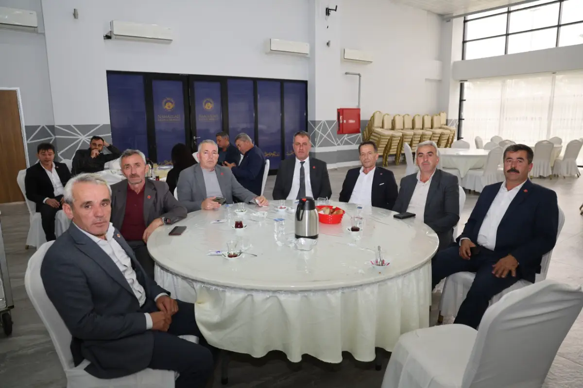 Kandıra’da Muhtarlarla Kahvaltı Programı Düzenlendi