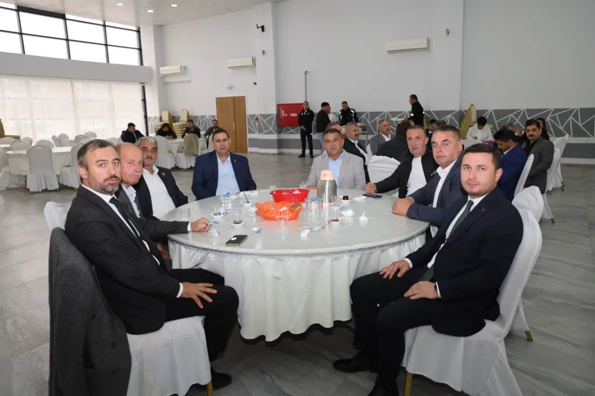 Kandıra’da Muhtarlarla Kahvaltı Programı Düzenlendi