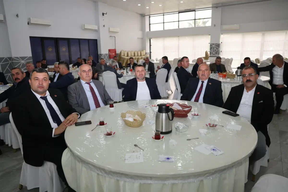 Kandıra’da Muhtarlarla Kahvaltı Programı Düzenlendi