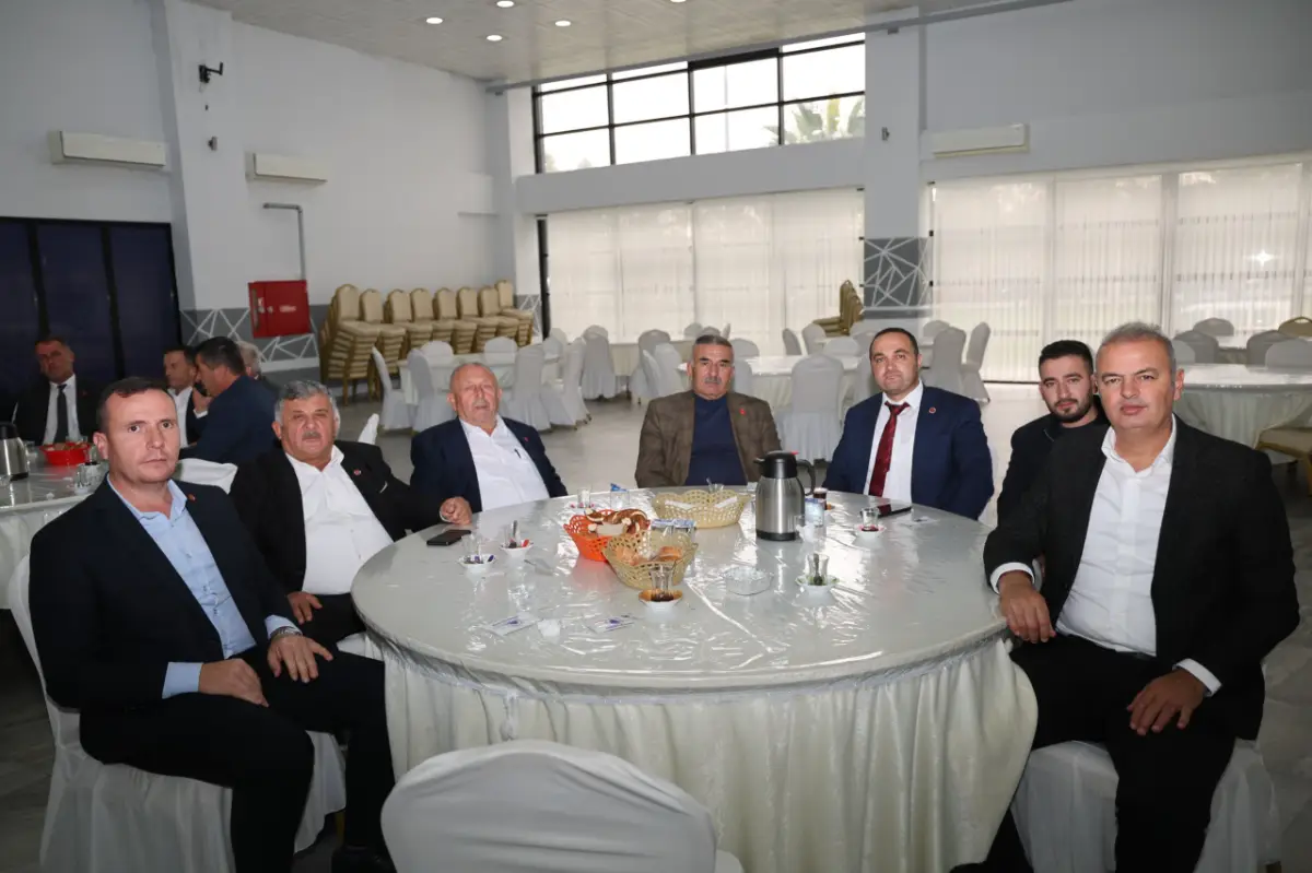 Kandıra’da Muhtarlarla Kahvaltı Programı Düzenlendi