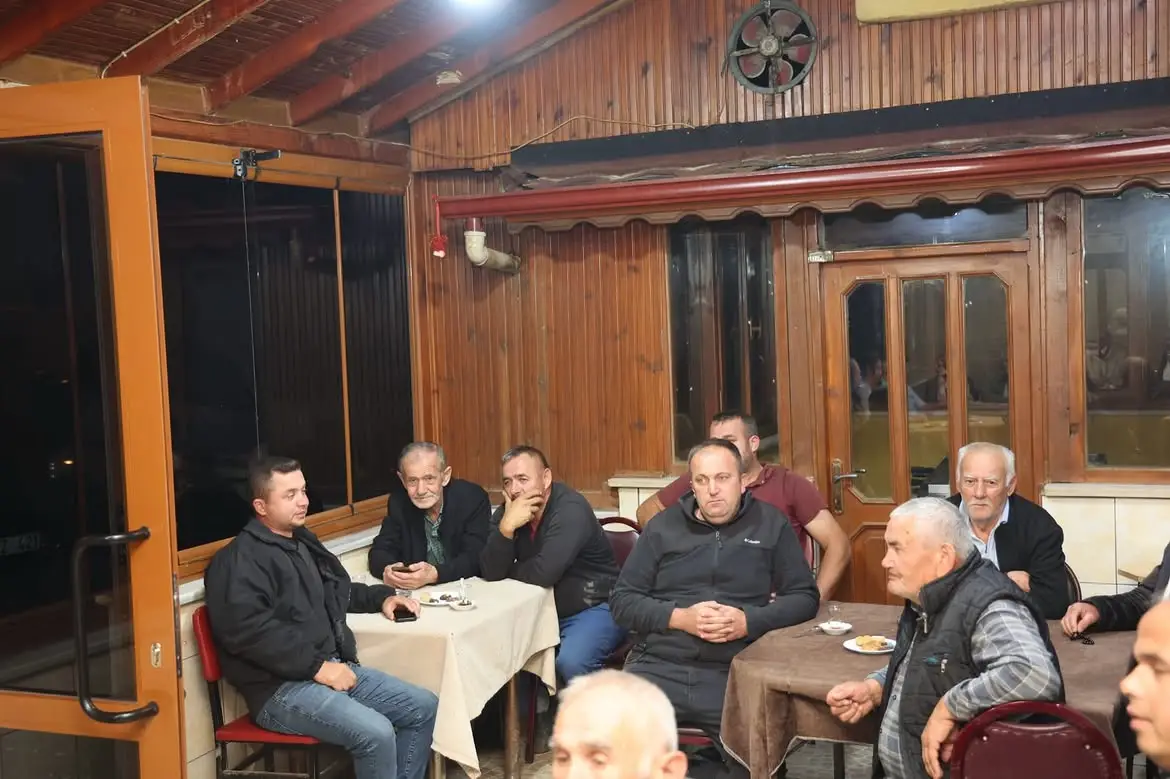 Sertan Kulaç ve Erol Ölmez Esentepe Mahallesi’nde Vatandaşlarla Buluştu